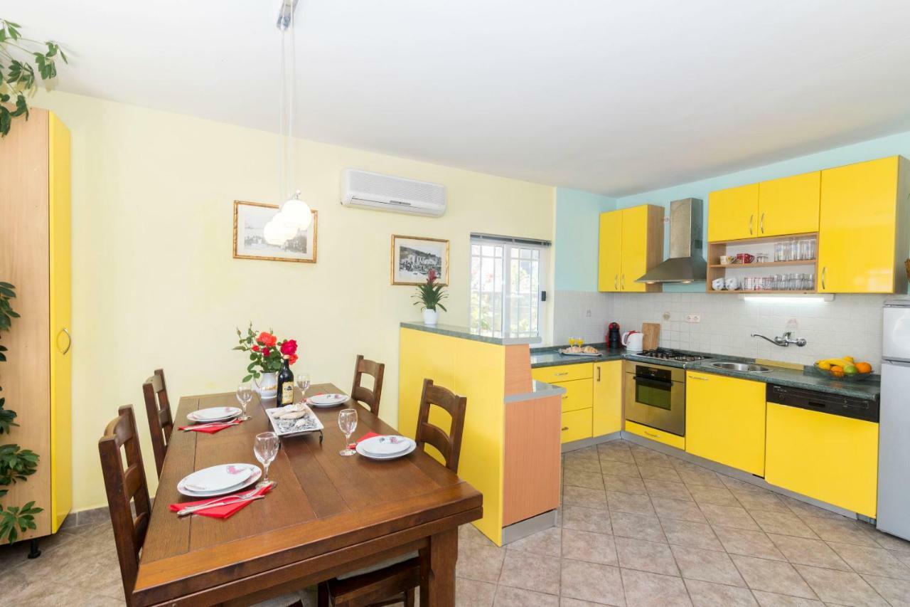 Apartments Palma Jelsa  Dış mekan fotoğraf
